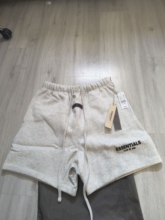 Pantaloni scurti Essentials negri+gri marimea S