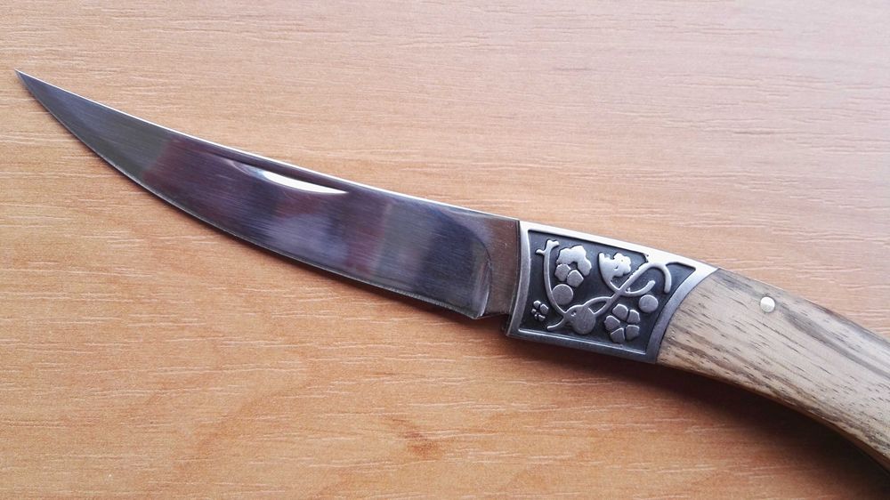 Сгъваем нож /21,5 см /