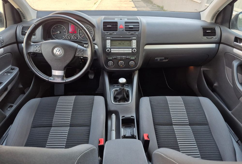 Golf 5 1.4 Benzină 80cp model UNITED