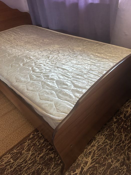 Продам б/у кровать, торг