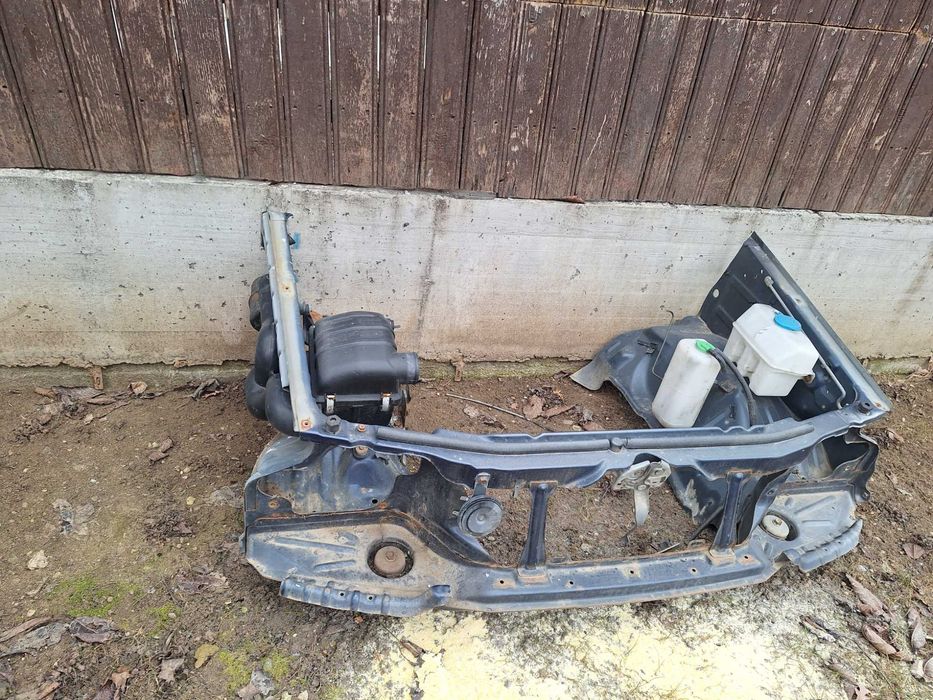 Vând trager si faruri