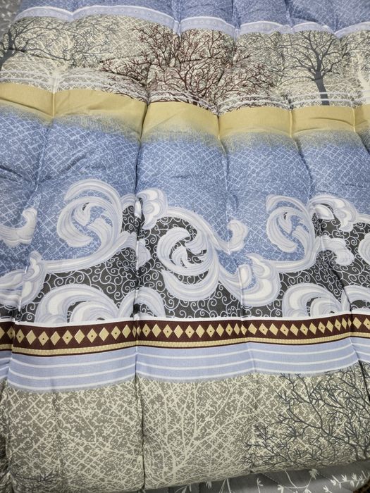 Ватные одеяло новое толстые односпальные в наличии 8 шт для себя заказ