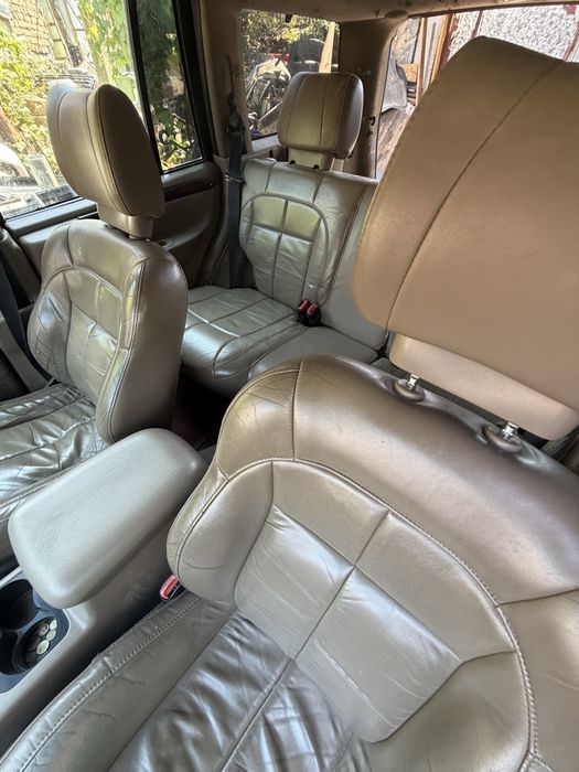Jeep Grand Cherokee 4.7 на части
