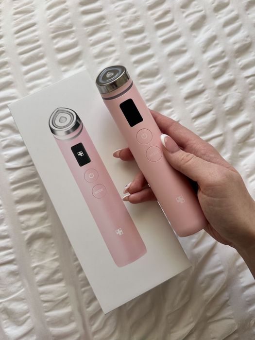 Medicube Booster Pro с Кореи