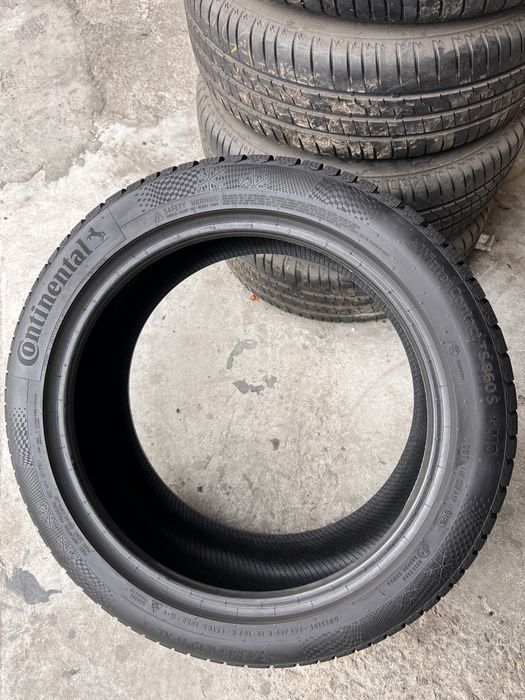 4 anvelope ca NOI 275/40/19 + 245/45/19 , Continental , 8 mm