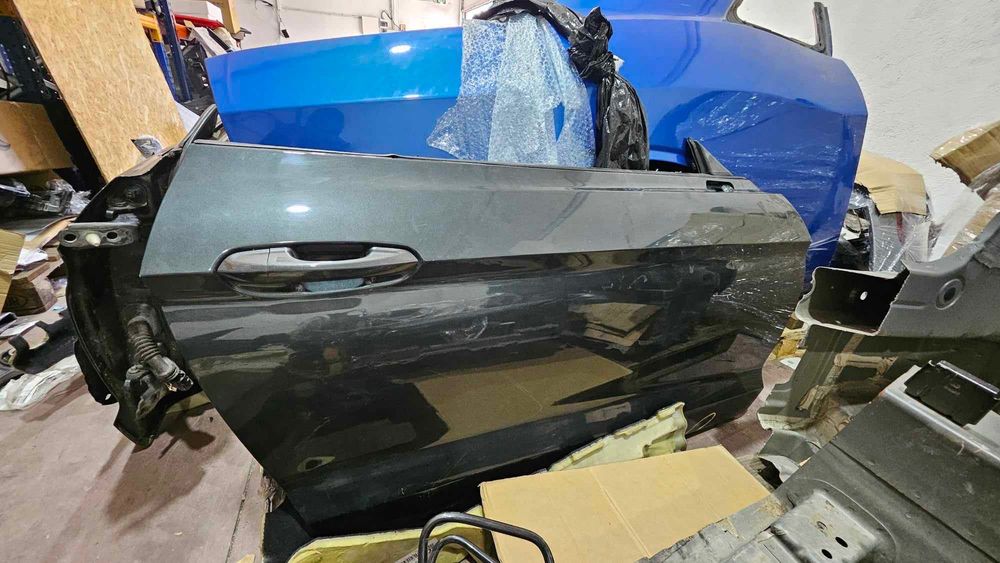 Ford Mustang врати