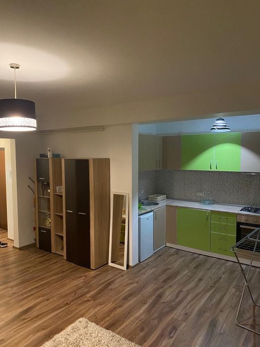 Inchiriez studiou 35 mp in spatele Academie Navale Mircea cel batran