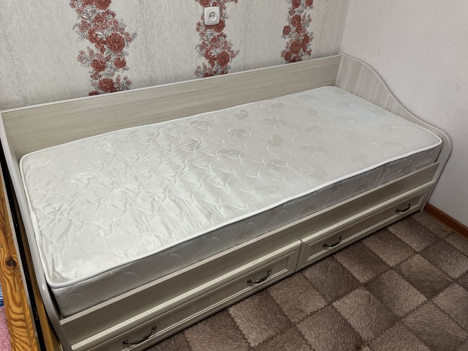 Детская кровать.