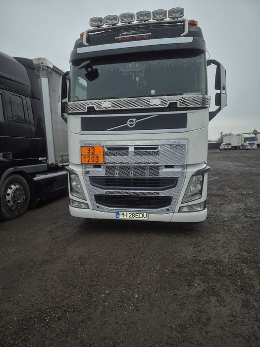 Cap tractor Volvo