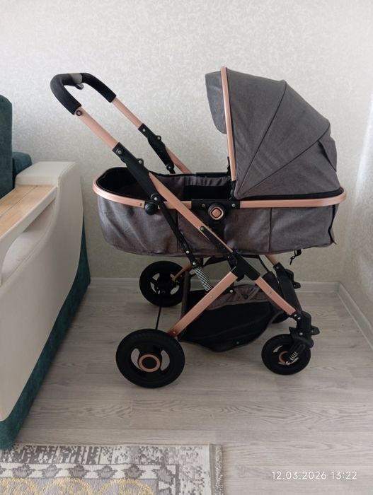 Продам детскую коляску