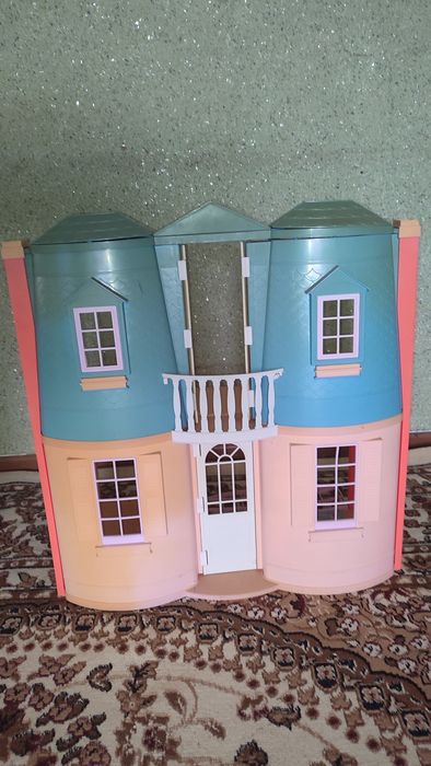 Кукольный домик большой