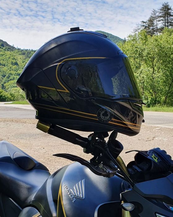 Vand casca Bell Race Star editie limitata Ace Cafe Speed Check Carbon M