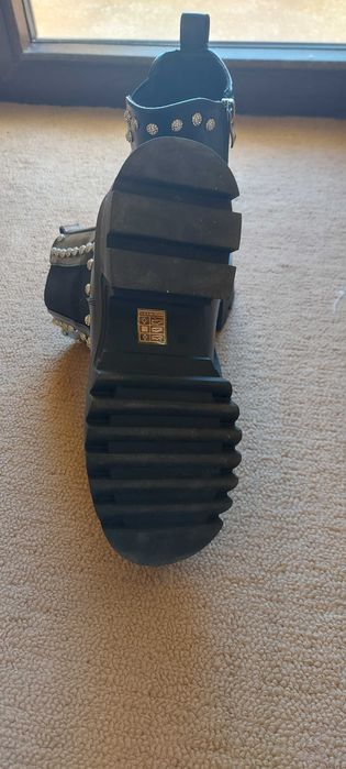 Дамски боти размер 36