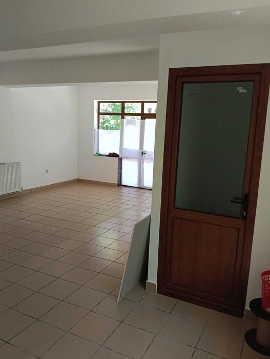 Spatiu comercial 40 mp de inchiriat