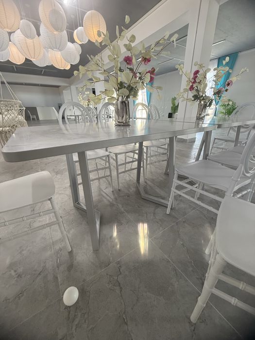 Столы для кухни и кафе