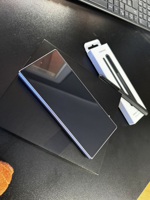 Samsung Galaxy Z Fold 6 256GB в гаранция+писалка