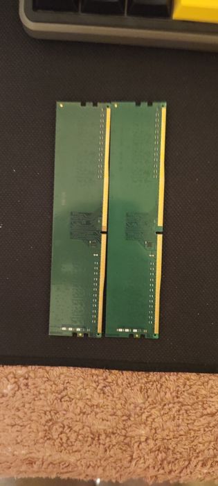 Kit 16GB (2x8GB) DDR4 Kingston 2400MHz – testat, perfect funcțional
