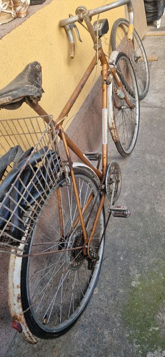 Semicursiera veche pentru reconditionare