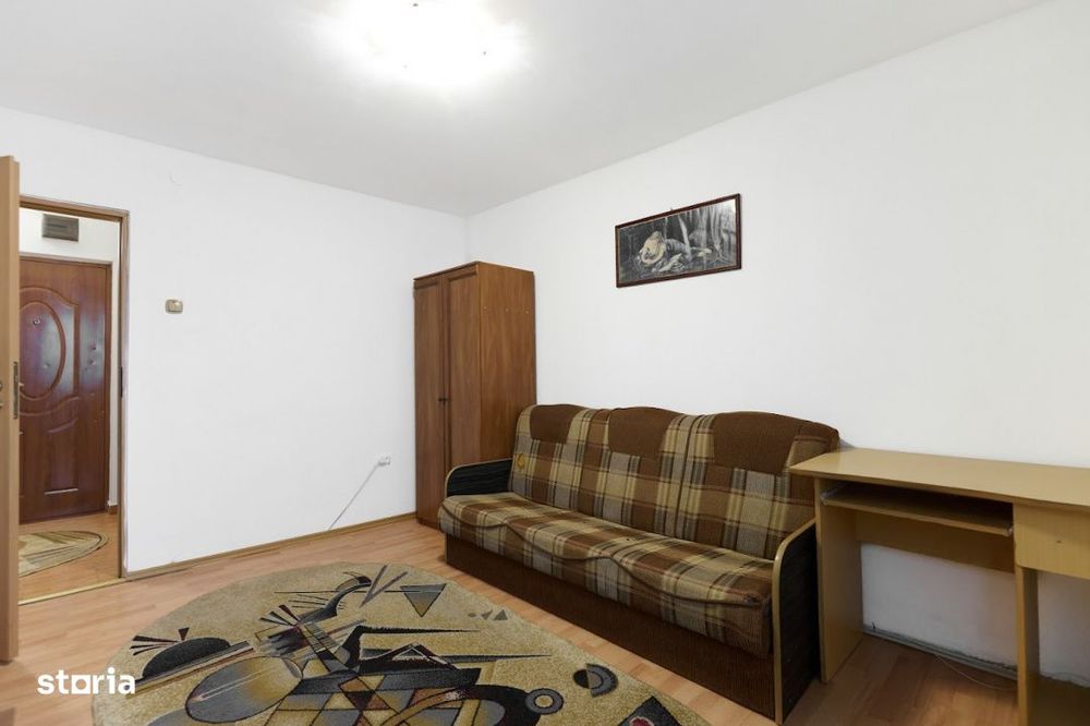 Apartament Doua Camere Decomandat Razboieni