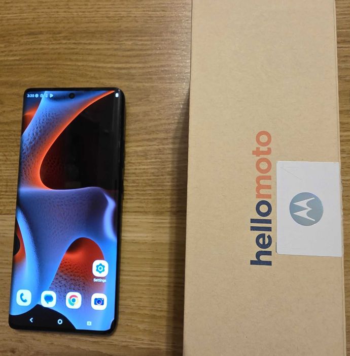 Vand Motorola Edge 50 Pro garantie 2 ani