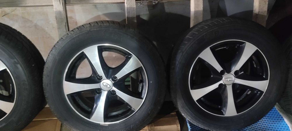 Продам резину на Приору