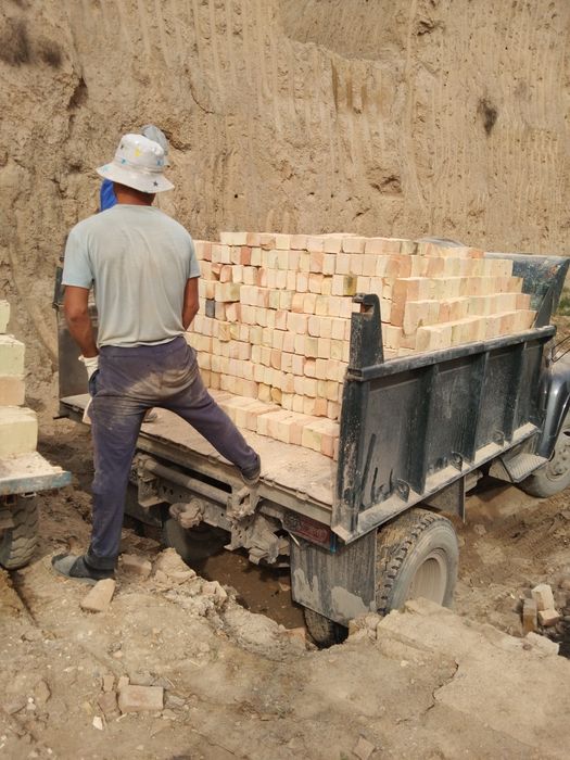 Zil samosval xizmati klenes kampot qum tosh shlakablok