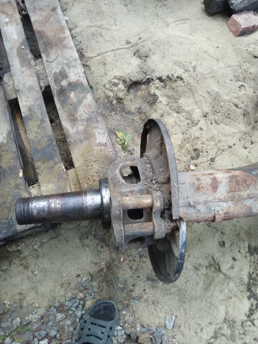 Продам запчасти для зила