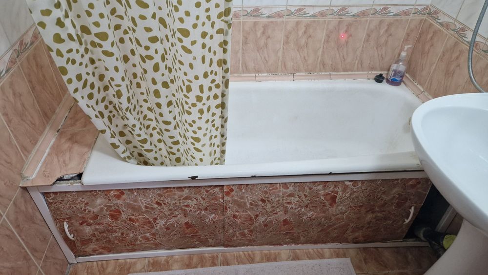 Ванная чугун     .