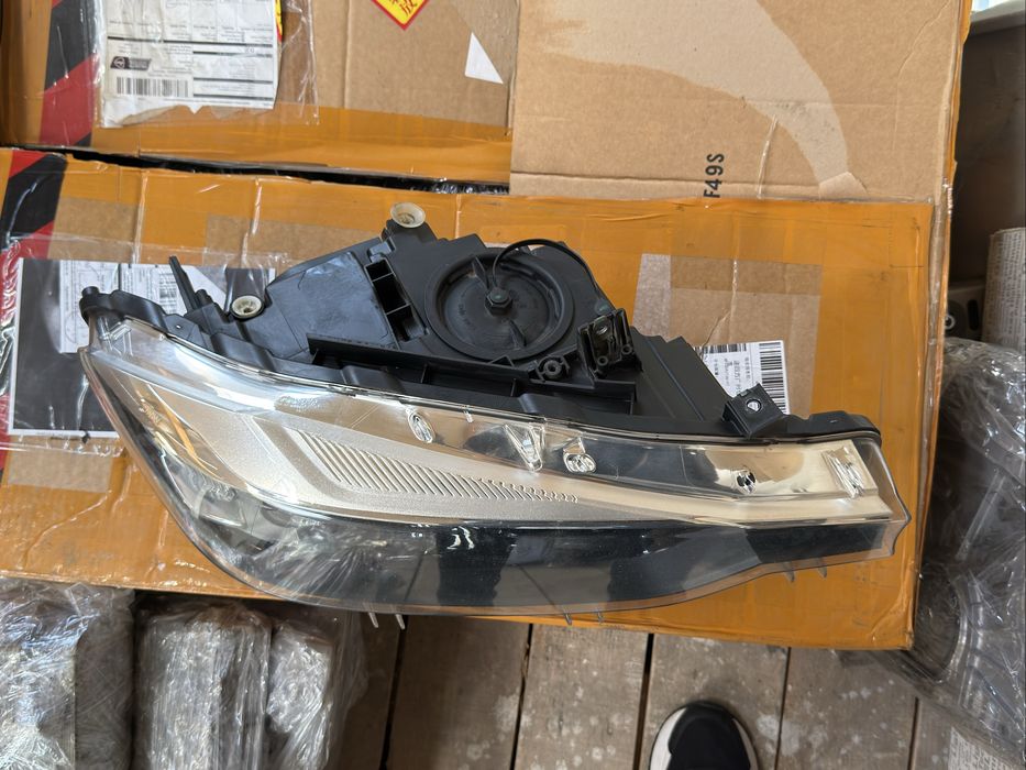 Vand Far Dreapta Bmw Seria 3 F30/F31 LCI Facelift