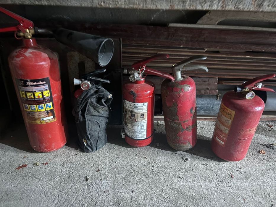 Продам огнетушители