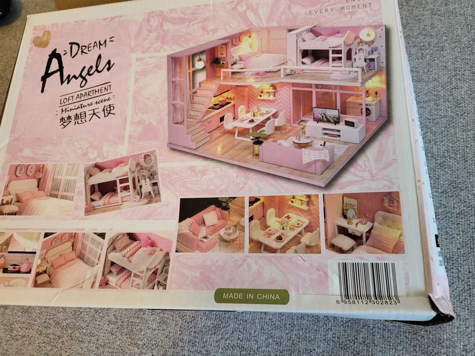 Jucarie cadou Macheta casa papusi, iluminare LED, apartament