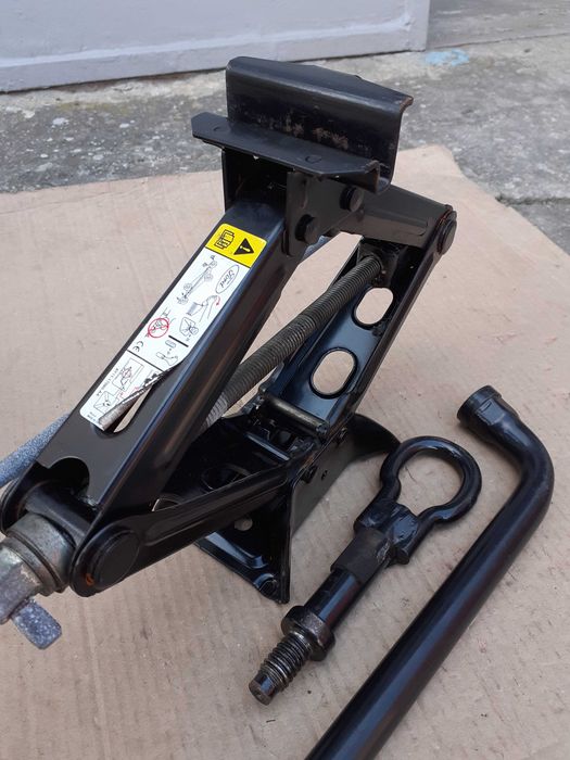 Cric,cheie de roti FORD Focus, C-max, S-max, Mondeo