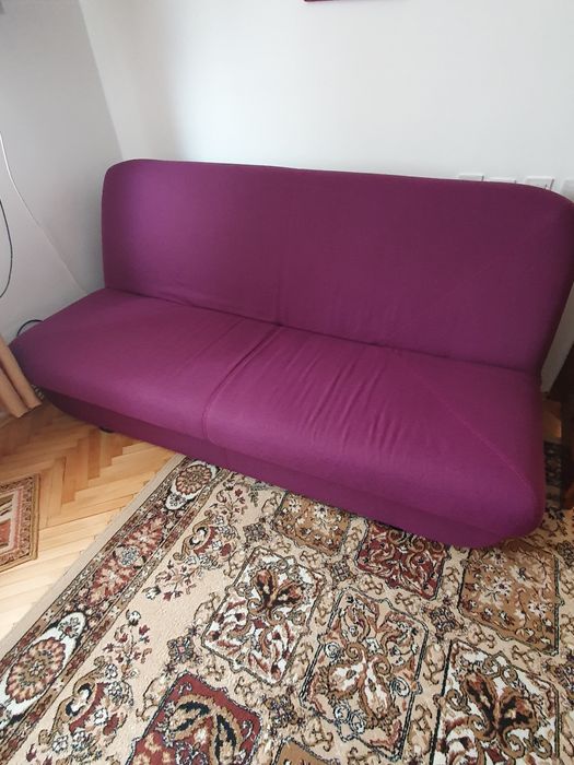 Vând canapea extensibila cu lada urgent