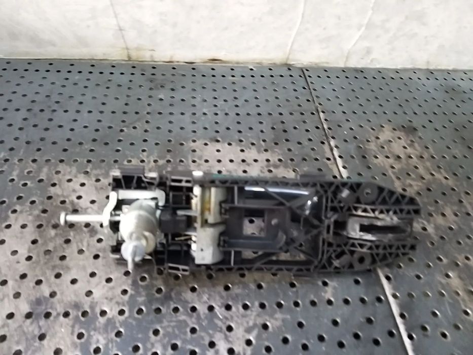 Maner usa dreapta fata skoda superb 2 3t facelift 5n0837885h