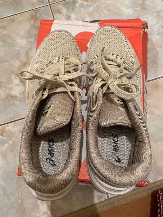 Продам обувь Asics Gel Nandi