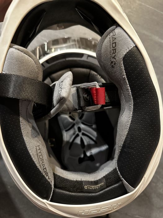 Мъжка мото каска icon airmada-lucky lid 2