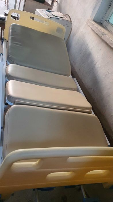 Продам медицинскую кровать. Состояние отличное.