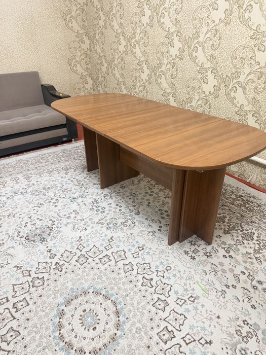 Стол раздвижной для гостиной