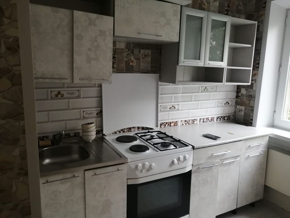 Продам газ плиту в отличном состояний