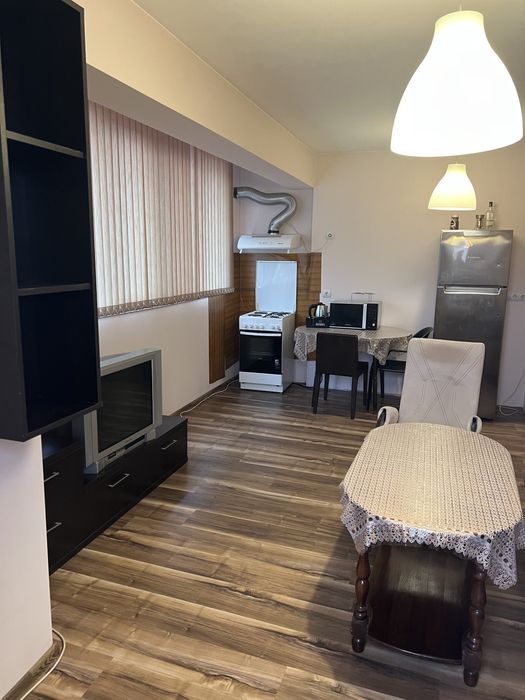 Двустаен от Собственик кв.Младост варна 700лв