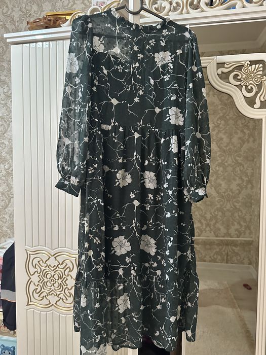 Киимдер сатылады