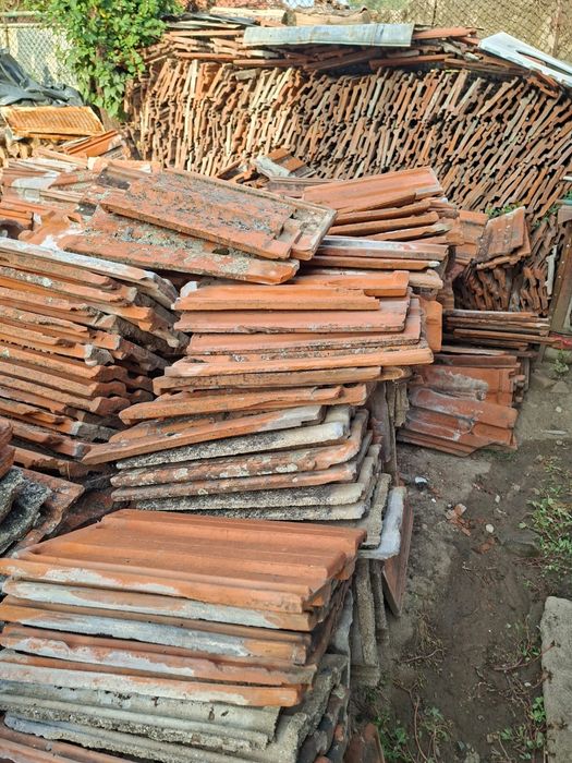 Tigla ceramica second hand