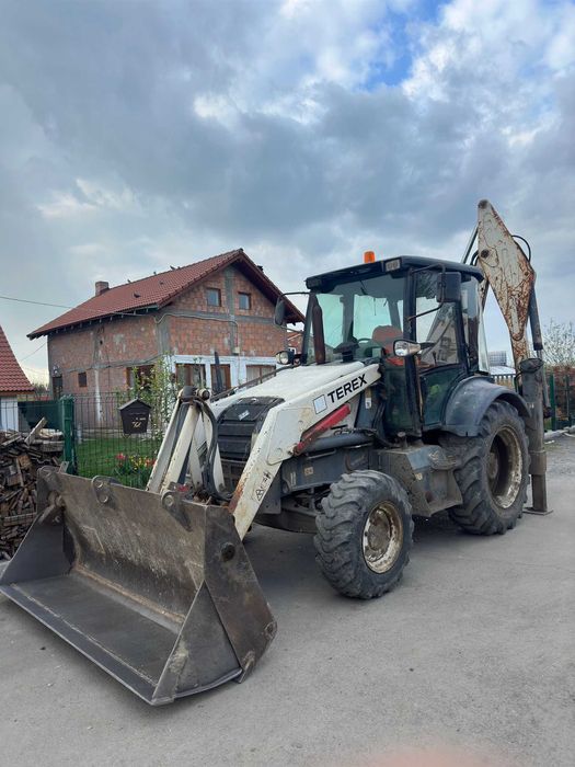 Buldoexcavator Terex 820
