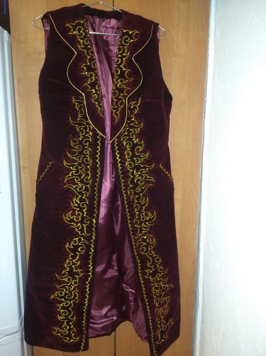 Продам национальный женский костюм на Наурыз