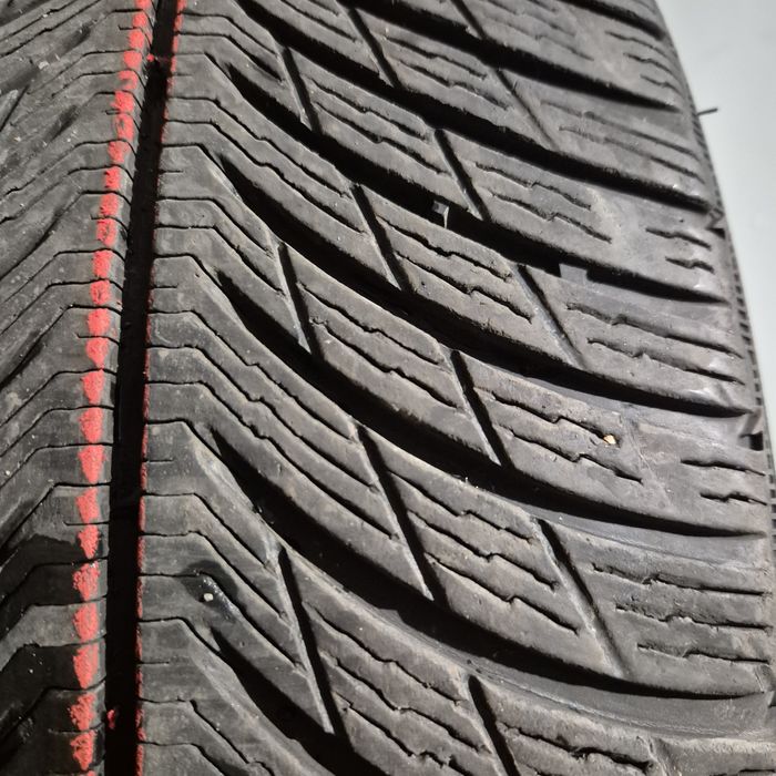 225 40 19 Michelin o bucata m+s