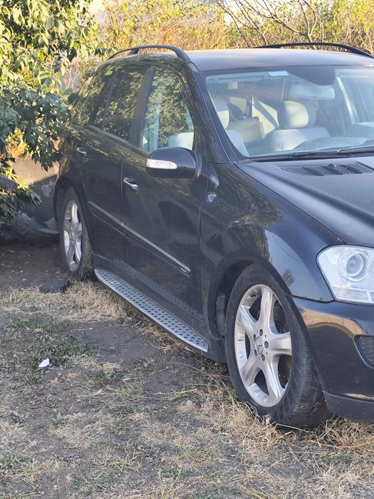 Продава на части Mercedes ML 320