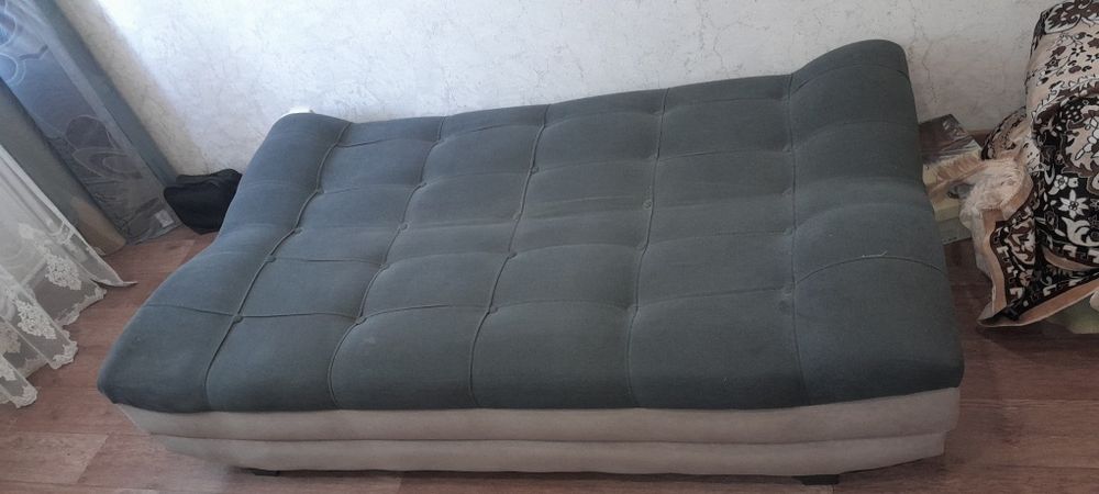 Продам диван,в отличном состоянии.
