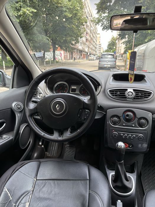 Продавам Renault Clio 1.5 dCi 86 к.с.