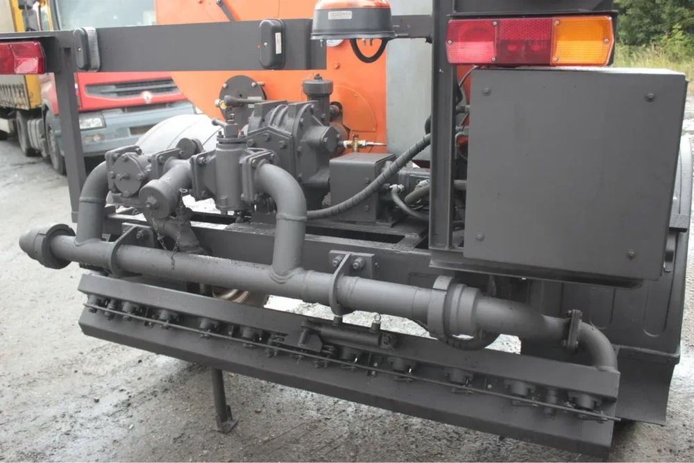 Запасные части на гудронатор