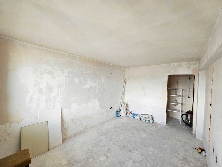 Продава се Многостаен апартамент в София, 7-ми 11-ти километър - 174 кв.м за 1249 €/кв.м - Снимка #2